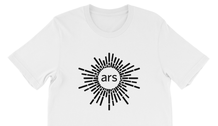 Image of a white shirt from Ars Technica.