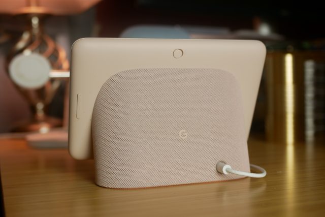 Google home hub store bedside