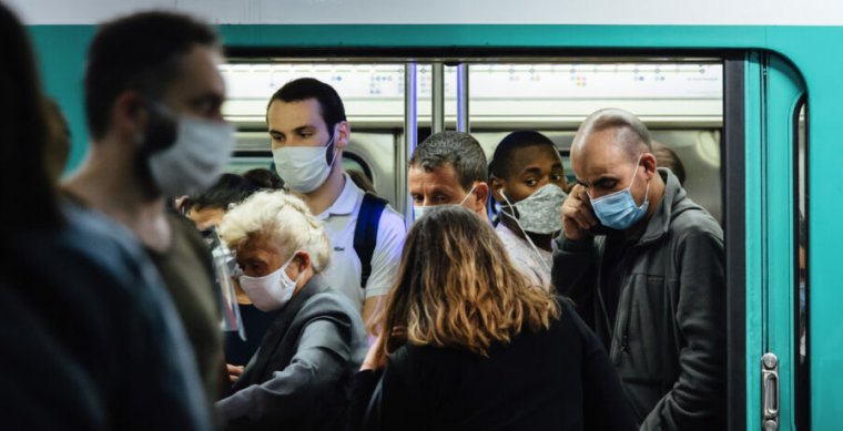 Crowded trains and buses have never been exactly popular—they're even less so, midpandemic. Google Maps' new upgrades may help its users dodge the crowds more effectively.