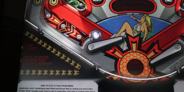 AtGames Legends virtual pinball review: The better pre-built choice' mostly