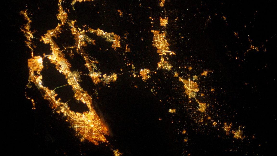 arstechnica.com