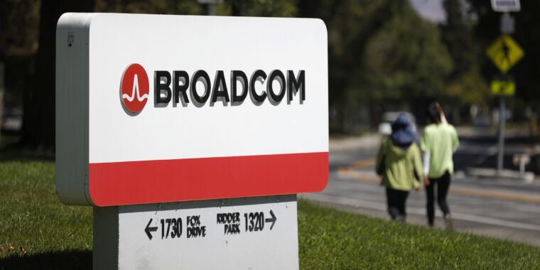 Broadcom plans a “fast transition” to subscription income for VMware