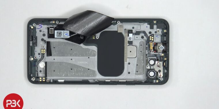 Pixel 5a teardown shows a surprising amount of metal