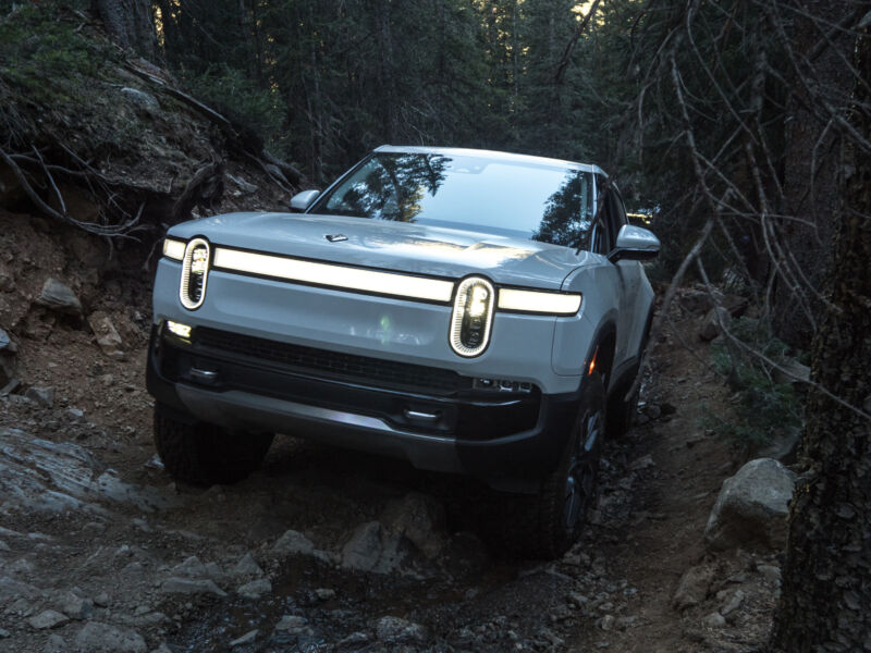 Rivian 400 store mile range