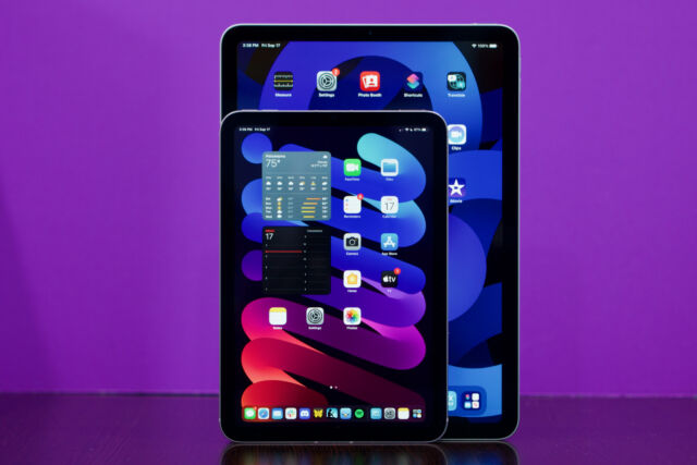 If you must have a small tablet, Apple's iPad Mini (front) is the <a href="https://arstechnica.com/gadgets/2021/09/the-more-pricey-2021-ipad-mini-is-the-best-one-apple-has-ever-made/" target="_blank" rel="noopener">best premium choice</a> you can buy.