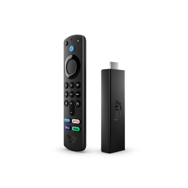 يوفر Amazon Fire TV Stick 4K Max الجديد سرعات ودعم Wi-Fi 6 أسرع من Fire TV Stick 4K الأساسي.