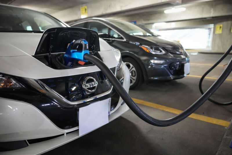 Widespread EV charging stations will be critical for New York to feasibly phase-out new fossil fuel vehicles by its 2035 deadline.
