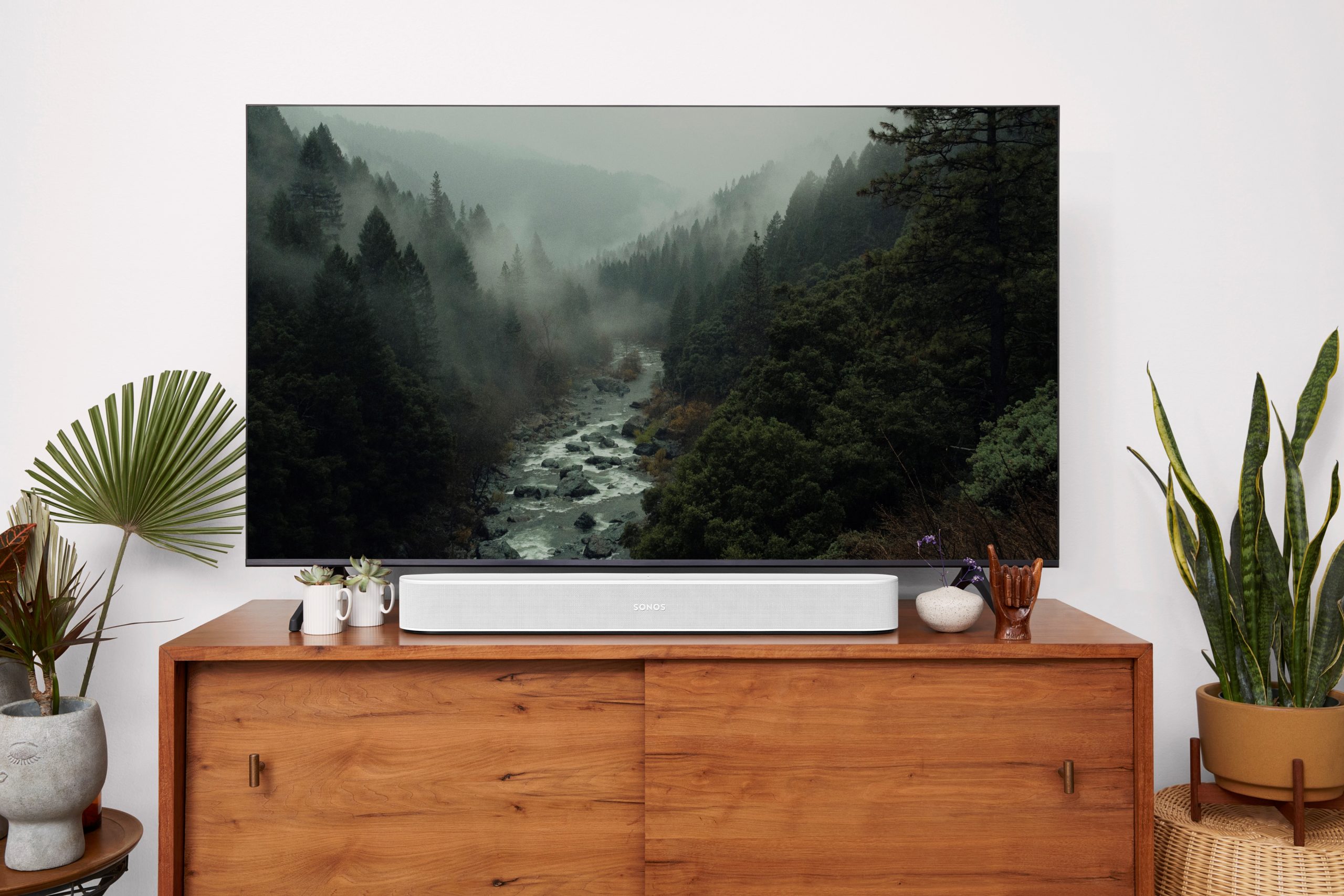 The second-gen Sonos Beam soundbar arrives with Dolby Atmos