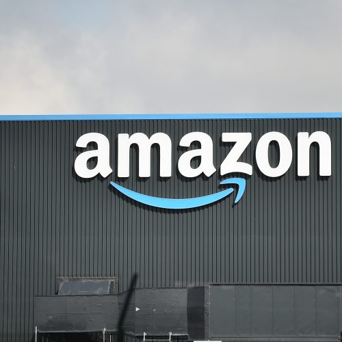Amazon employees are "tokenmaxxing" due to pressure to use AI tools