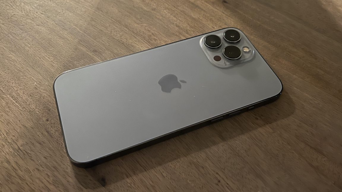 iPhone 13 and 13 Pro review: If you could have three wishes - Ars