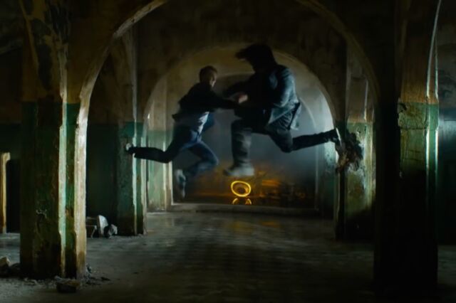 Agent Smith (Jonathan Goff) vs. Neo.
