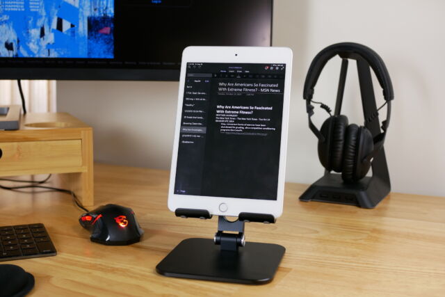 https://cdn.arstechnica.net/wp-content/uploads/2021/10/Ars-Technica-Best-Ergonomic-home-office-desk-accessories-40-640x427.jpg