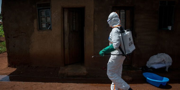 Toddler dies of Ebola after 3 suspicious deaths in DRC; 148 contacts identified - Ars Technica