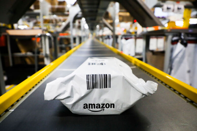 Amazon wins record US tax breaks to expand delivery network