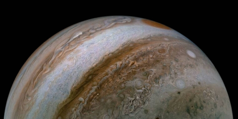 Juno reveals deep 3D structure of Jupiter’s massive storms