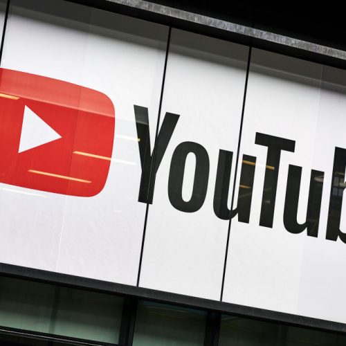 YouTube to begin automatically labeling AI videos