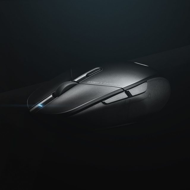 Like its predecessor, the new G303 has two side buttons.