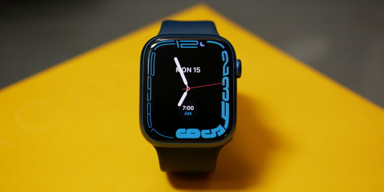 Photo of Recenzia Apple Watch Series 7: Čas na menšie inovácie