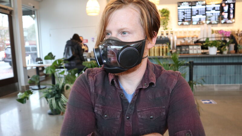 Review: I wore Razers Zephyr N95 mask for two weeks so you dont have to