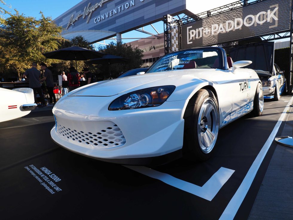 Rywire makes motorsports electronics, but for SEMA 2021, it decided to electrify a Honda S2000 sports car.