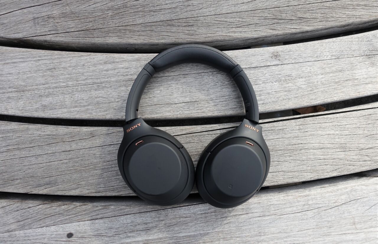 9 Best Black Friday Headphones Deals 2021: Top ANC Picks from Sony ...