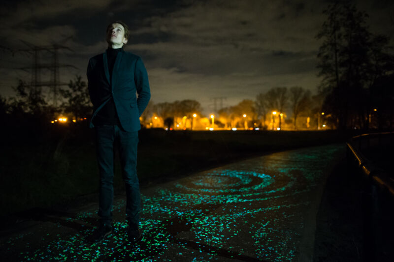 Daan Roosegaarde is the artist behind the glow-in-the-dark Van Gogh fietspad (bike path).