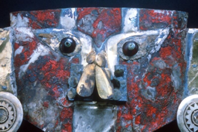A red paint sample taken from a 1,000-year-old mask excavated from a Sicán tomb in Peru contains human blood and bird egg proteins, in addition to a red cinnabar pigment.