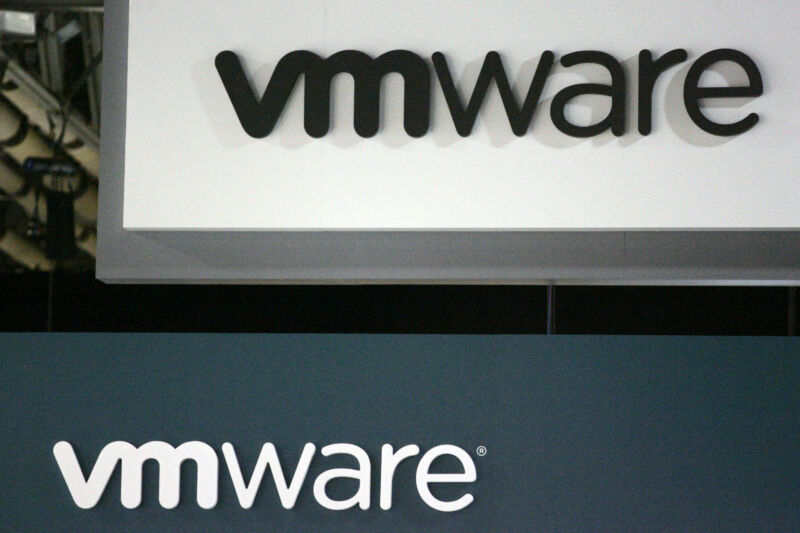 Dell se sépare de 64 milliards de dollars de VMware alors qu'il lutte contre la gueule de bois