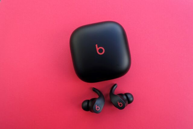 The Beats Fit Pro wireless noise-cancelling earbuds.