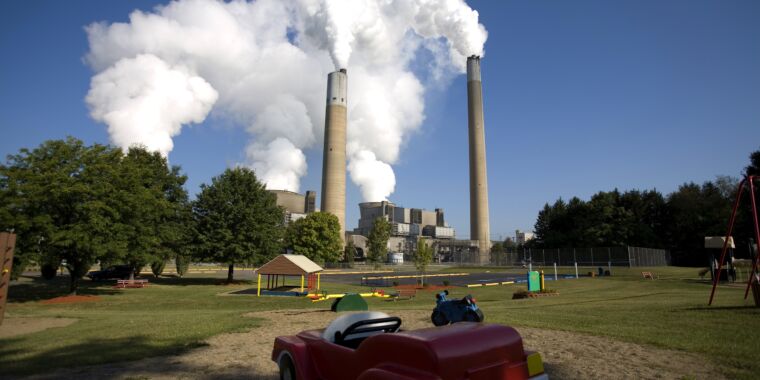 Fossil fuel combustion kills more than 1 million people every year, study says | Ars Technica