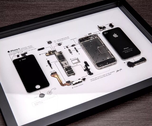 An example of Grid's collection, here showing a deconstructed iPhone 4.