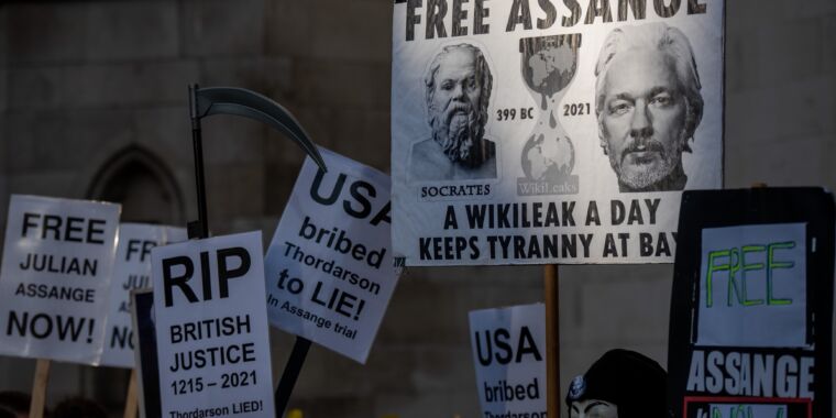 US wins appeal against UK ruling that blocked Julian Assange's extradition | Ars Technica