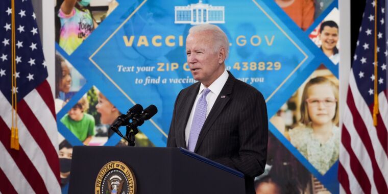 Judge blocks Biden vaccine rule, citing “liberty interests of the unvaccinated”