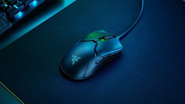 Many gaming mice sought to boost their counts-per-inch specs this year, but the Viper 8K Hz put greater emphasis on polling rate. 