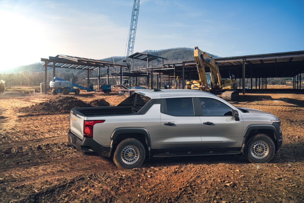 The first Silverado EV to reach customers will be the WT, which goes on sale in spring 2023. This one is aimed at fleet customers.