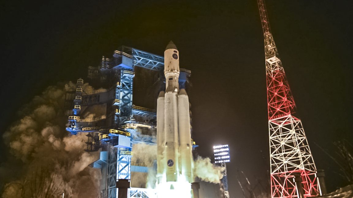 Upper stage from failed Russian rocket to make uncontrolled re-entry ...