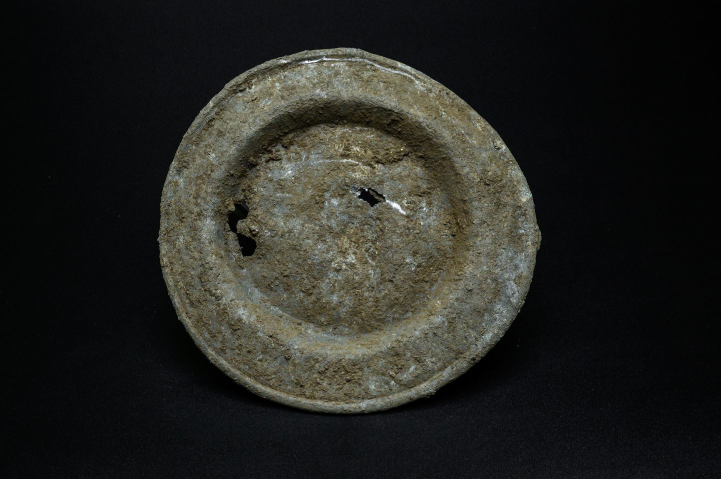 pewter-plate-1440x958.jpg