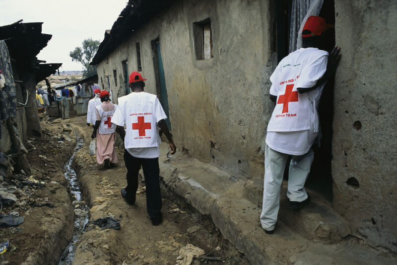 Red Cross implores hackers not to leak data for 515k “highly vulnerable people”
