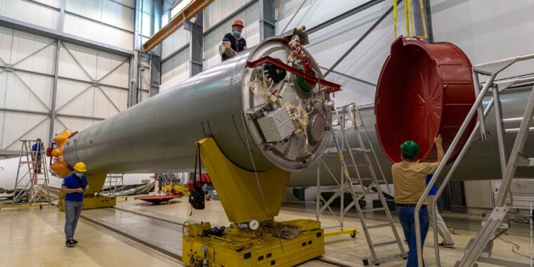 Russia pulls out of European spaceport, abandoning a planned launch thumbnail