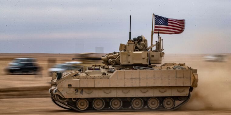 US Army turns to microgrids, EVs to hit net zero by 2050 thumbnail