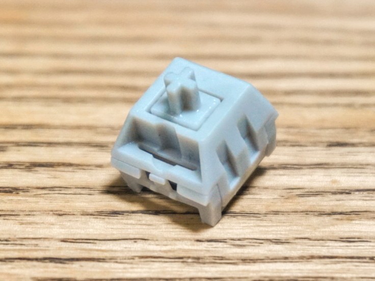 DIY mechanical keyboard switch lets you set its actuation point