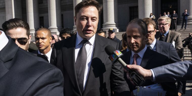 Tesla claims SEC is harassing Elon Musk to muzzle his criticism of government thumbnail
