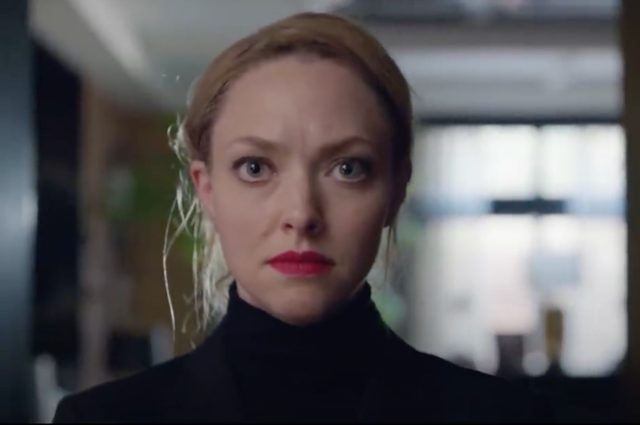 Amanda Seyfried Joue Le Rôle D’elizabeth Holmes.