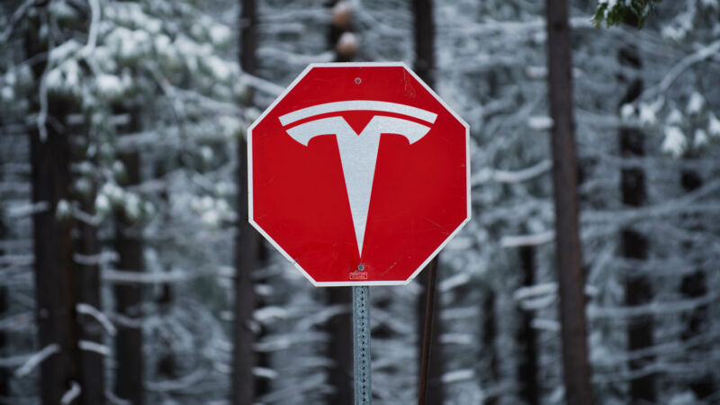 Tesla recalls 53,822 cars because they won’t stop at stop signs
