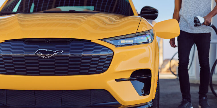 Ford reorg prioritizes EVs, keeps fossil fuel vehicles as “engines of cash” thumbnail