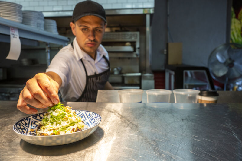 Google « A Détourné Des Millions De Clients Et De Commandes » De Restaurants, Selon Une Poursuite