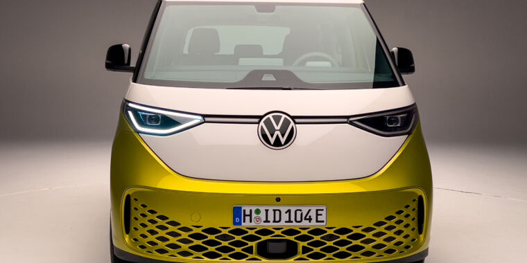 Ars takes a closer look at Volkswagen’s ID Buzz electric van thumbnail