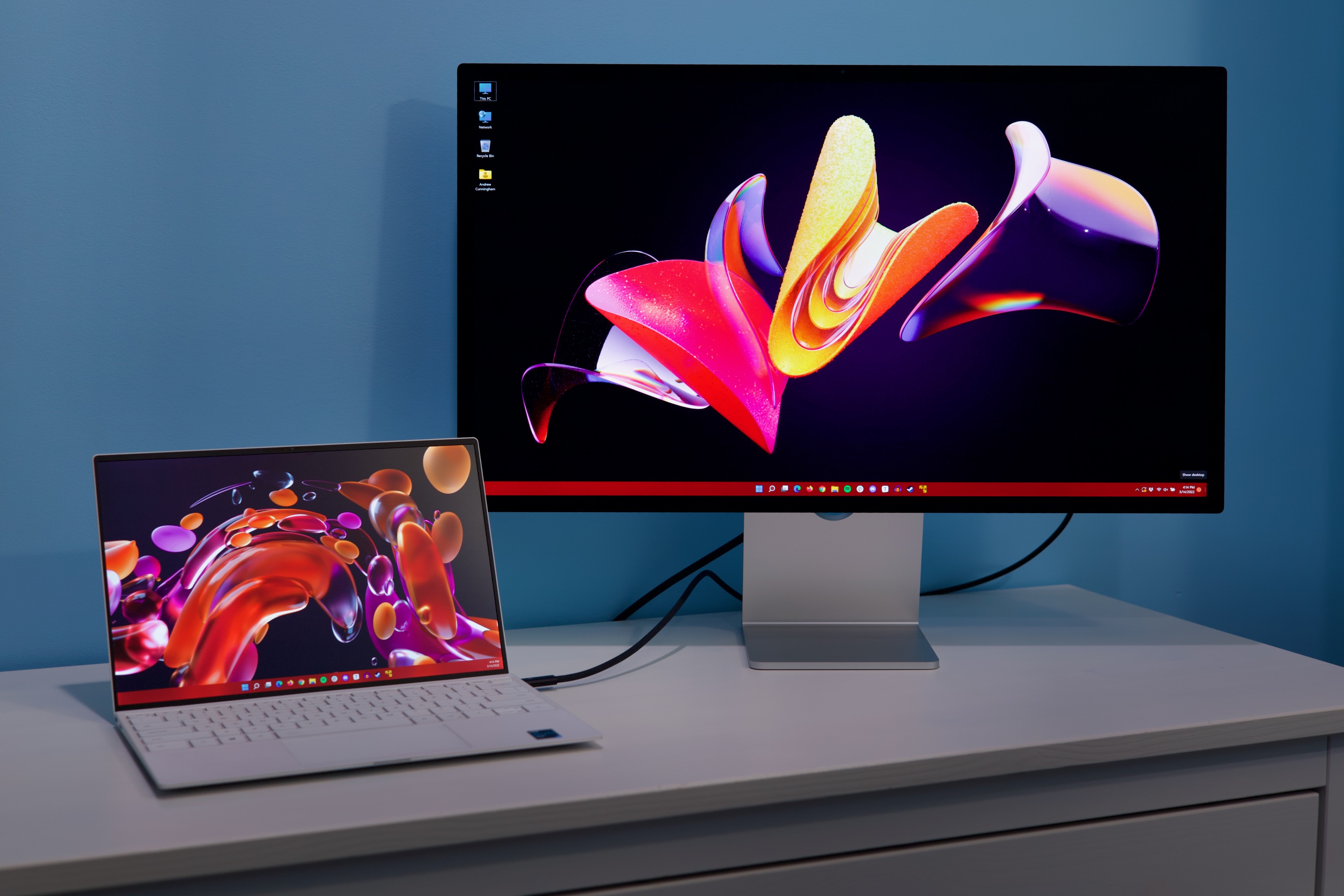 Apple Studio Display With Pc