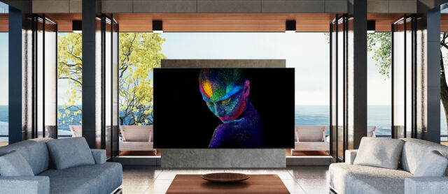 The Samsung OLED (S95B) supports HDR10+ and Hybrid Log Gamma.