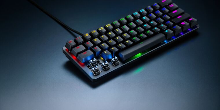 Razer agrega control tipo joystick a un pequeño teclado mecánico